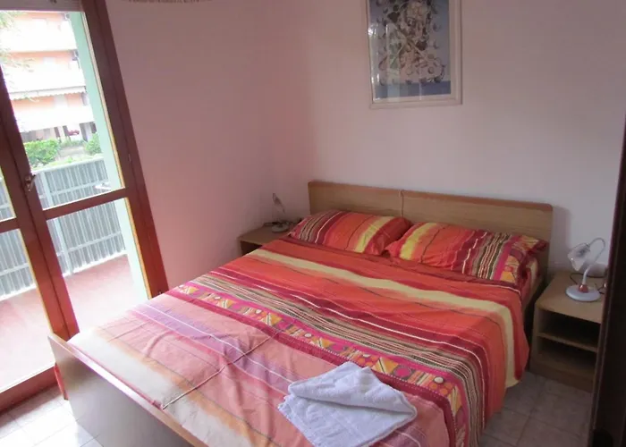 Apartamento Lovely With Pool-beahost