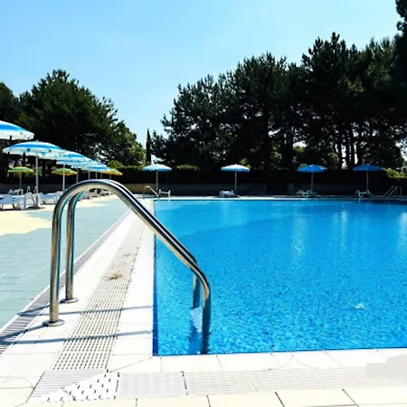 Lovely With Pool-beahost Apartman Bibione