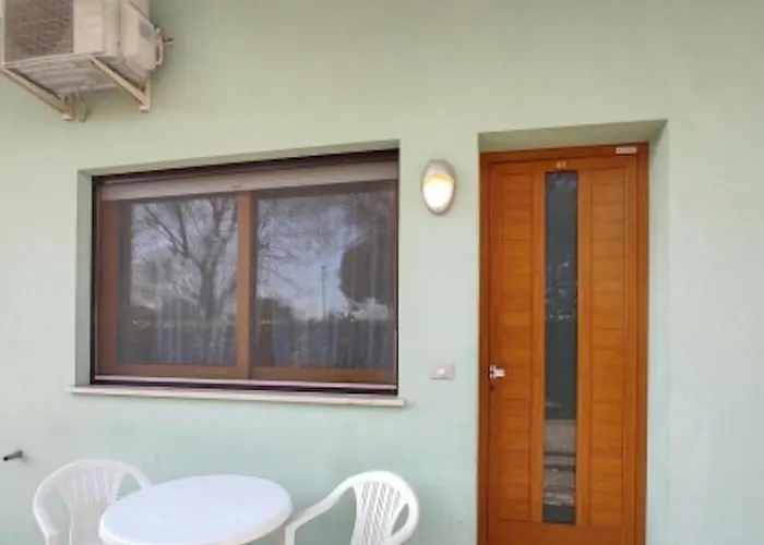 Lovely With Pool-beahost *